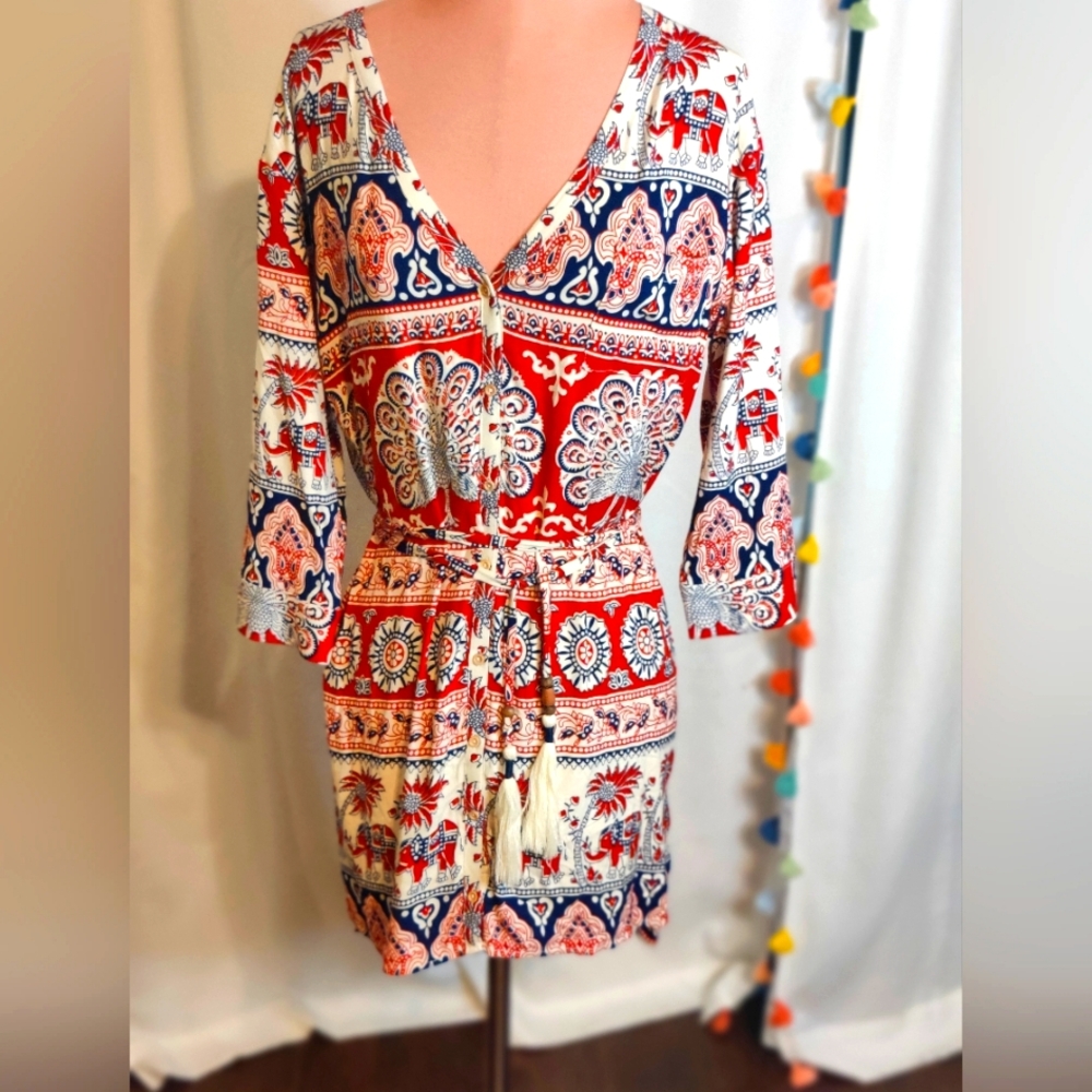 Chaser NWT most wanted Tapestry print button front  hi/lo 3/4 sleeve Chic SM